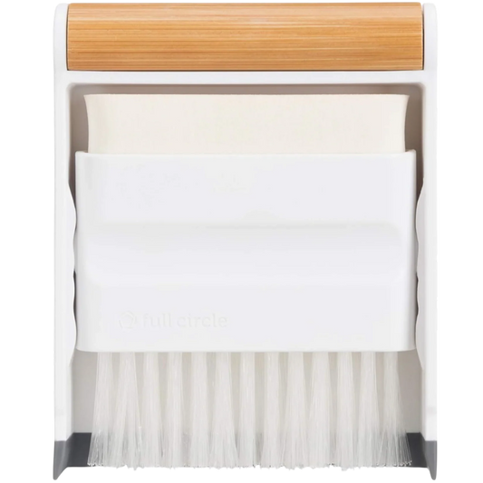 Shave The Day Beard Trimming Cleaning Set
