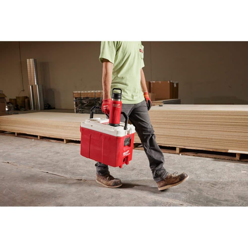 PACKOUT Red 36 oz. Insulated Bottle with Chug Lid